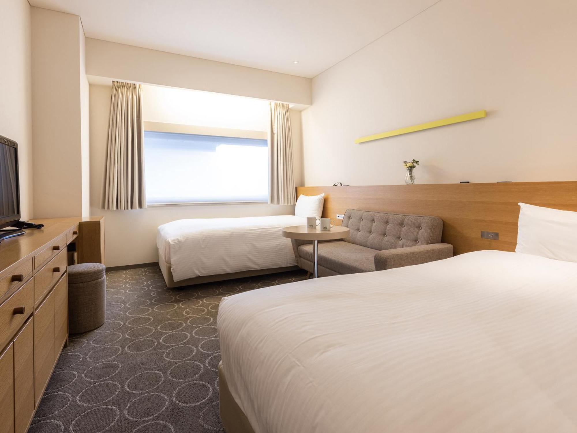 Twin Room on Upper Floor Non-Smoking,1528438597:JPEG